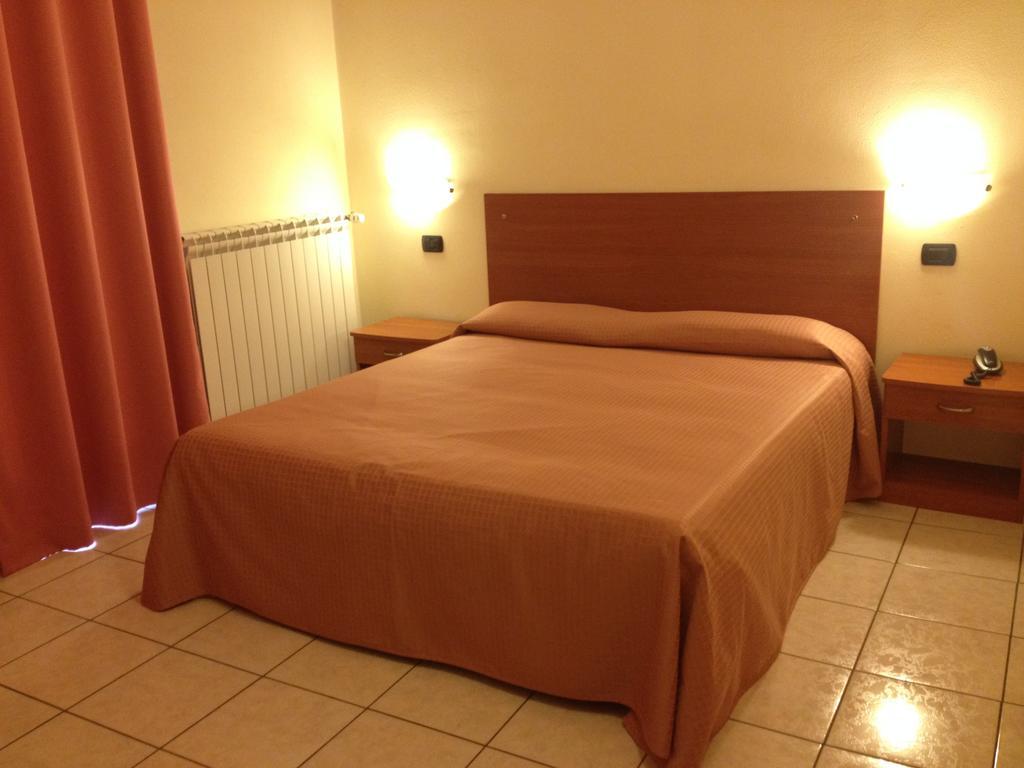 Hotel Belforte Varese Zimmer foto