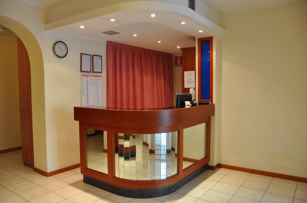 Hotel Belforte Varese Exterior foto